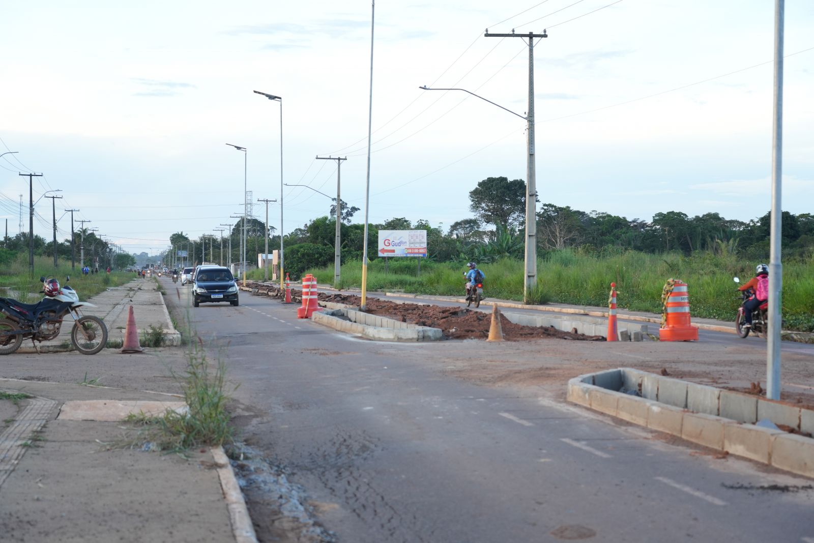 Projeto contempla cerca de 1.800 metros de iluminação pública de LED com 60 postes